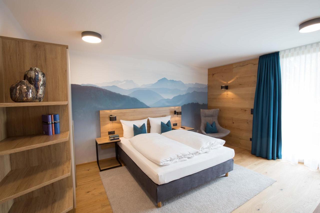 Leo Apartments Місбах Екстер'єр фото